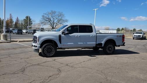 AVALANCHE 2026 Ford F-350 PLATINUM