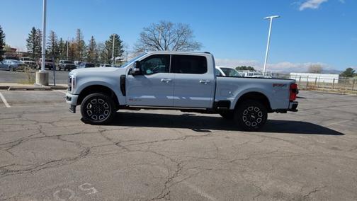 AVALANCHE 2026 Ford F-350 PLATINUM