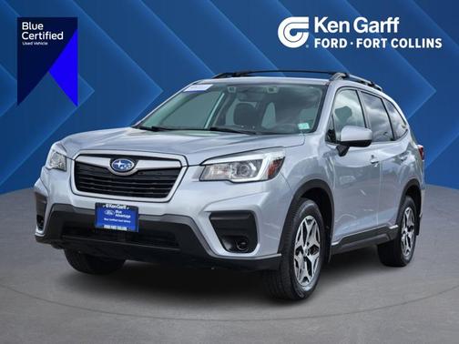 Ice Silver Metallic 2019 Subaru Forester PREMIUM