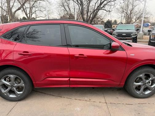 2023 Ford Escape ST-LINE SELECT