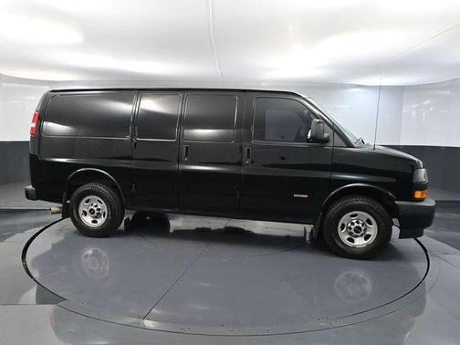 2018 GMC Savana 2500 Work Van