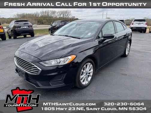 2020 Ford Fusion SE