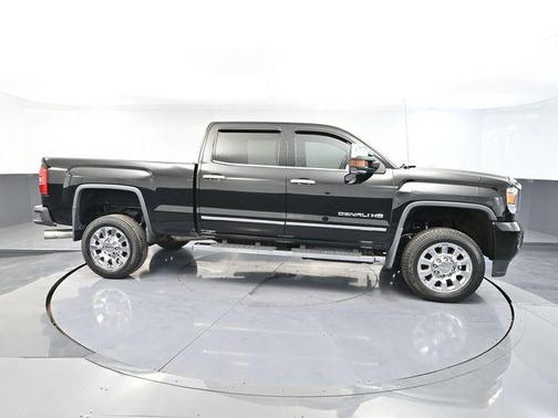 2016 GMC Sierra 2500 Denali