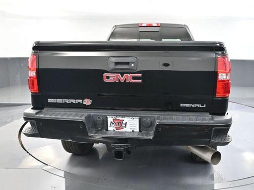 2016 GMC Sierra 2500 Denali