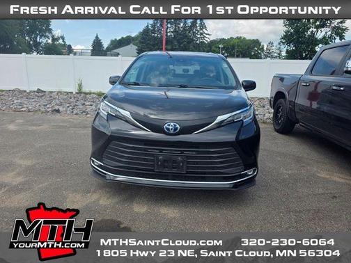 2021 Toyota Sienna XLE