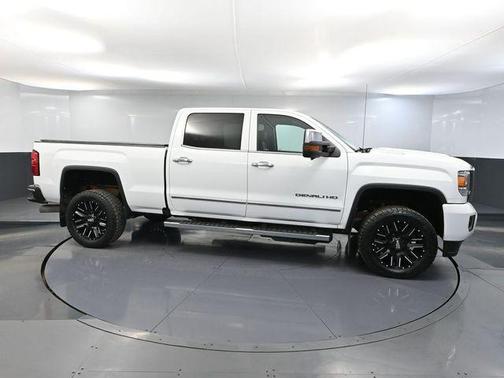 Summit White 2017 GMC Sierra 2500 Denali