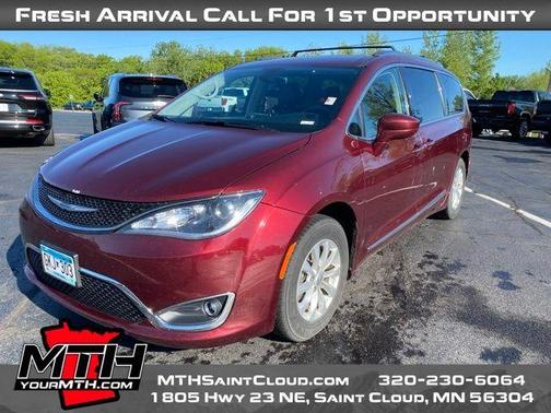 2018 Chrysler Pacifica Touring-L