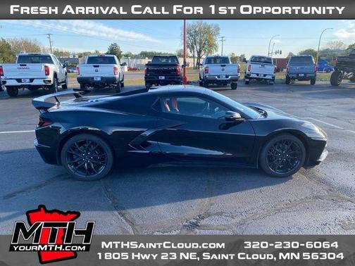 2025 Chevrolet Corvette Stingray w/1LT