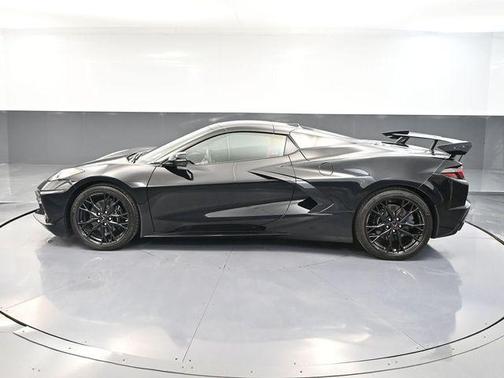 2025 Chevrolet Corvette Stingray w/1LT