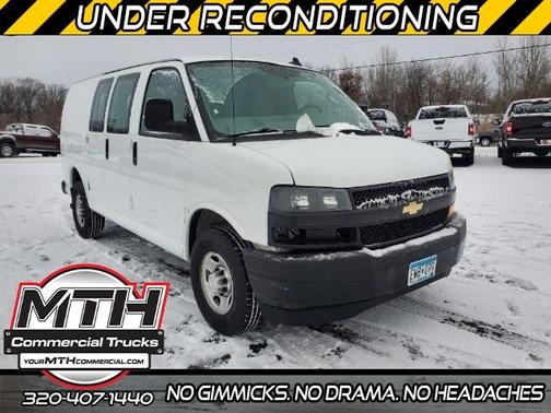 Photo 2 of 13 of 2020 Chevrolet Express 2500 Work Van