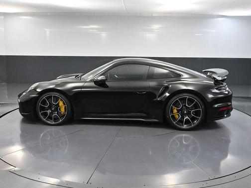 2022 Porsche 911 Turbo S