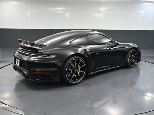 2022 Porsche 911 Turbo S
