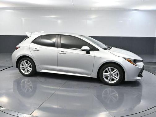 2022 Toyota Corolla Hatchback SE