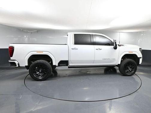 2024 GMC Sierra 2500 Denali