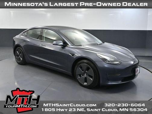 Midnight Silver Metallic 2022 Tesla Model 3 Long Range