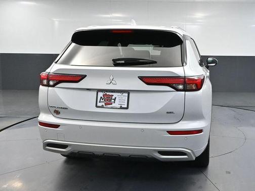 2022 Mitsubishi Outlander SEL