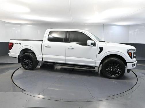 Oxford White 2024 Ford F-150 Lariat