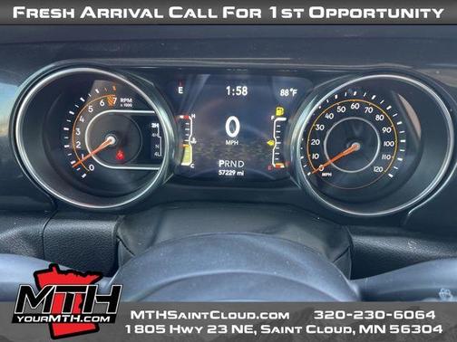 Sting Gray Clearcoat 2022 Jeep Wrangler Unlimited Sahara Altitude