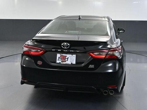Midnight Black Metallic 2024 Toyota Camry SE