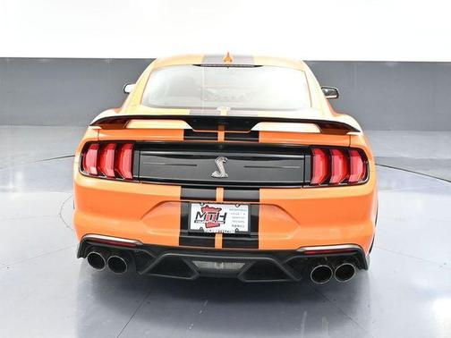 2021 Ford Shelby GT500 Base