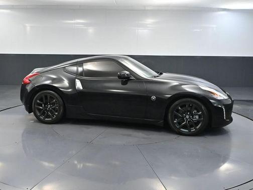 2016 Nissan 370Z Base