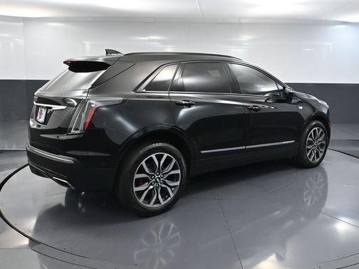 2023 Cadillac XT5 Sport