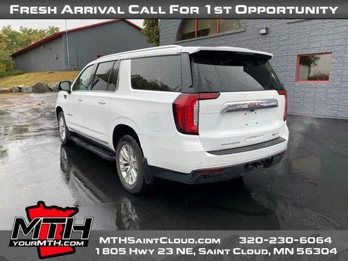 2023 GMC Yukon XL SLT