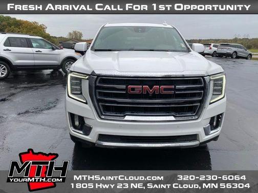 2023 GMC Yukon XL SLT
