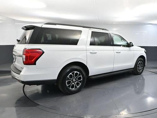 Oxford White 2024 Ford Expedition Max XLT