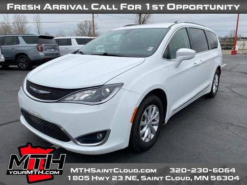 2019 Chrysler Pacifica Touring-L