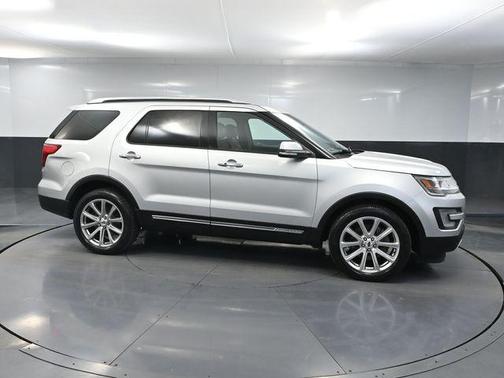 Ingot Silver Metallic 2017 Ford Explorer Limited
