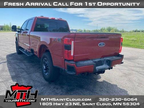 Rapid Red Metallic Tinted Clearcoat 2024 Ford F-250 Lariat