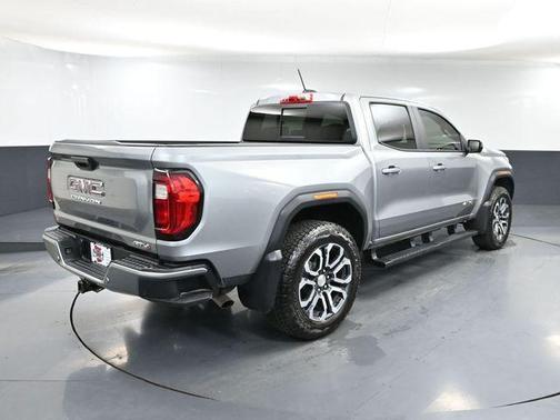 2024 GMC Canyon AT4