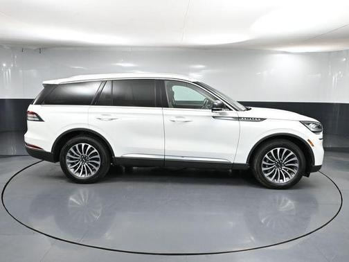2022 Lincoln Aviator Reserve AWD