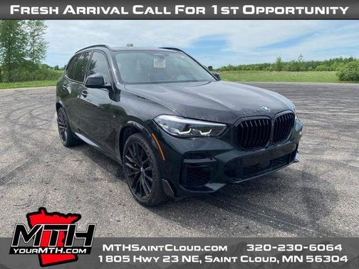 Black Sapphire Metallic 2022 BMW X5 M50i
