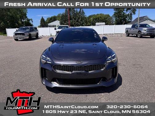 2023 Kia Stinger GT-Line