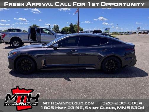 2023 Kia Stinger GT-Line