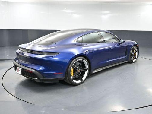 2020 Porsche Taycan Turbo S