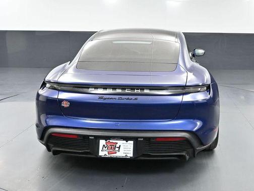 2020 Porsche Taycan Turbo S