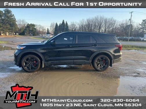 2022 Ford Explorer ST