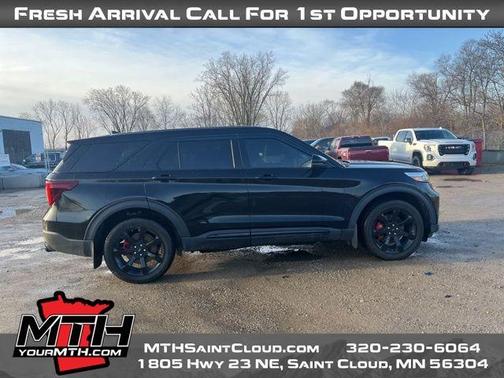 2022 Ford Explorer ST