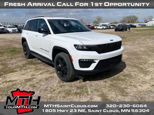 Bright White Clearcoat 2024 Jeep Grand Cherokee Limited
