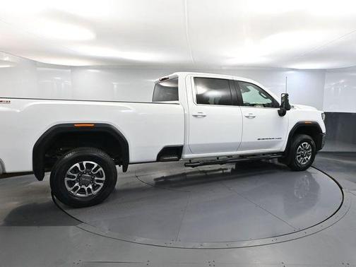 Summit White 2024 GMC Sierra 3500 SLE