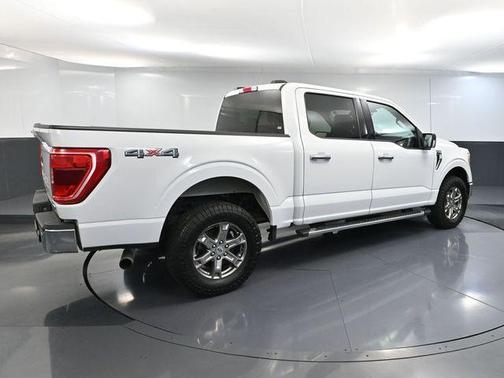 Oxford White 2021 Ford F-150 XLT