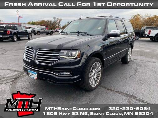 2015 Lincoln Navigator Base