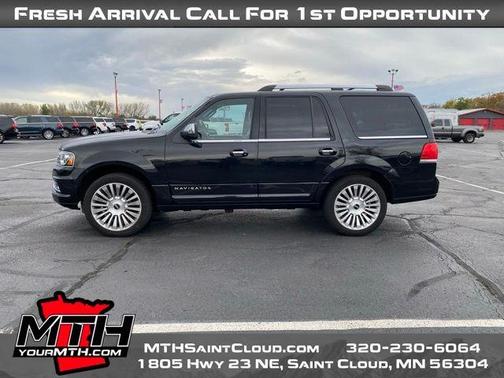 2015 Lincoln Navigator Base
