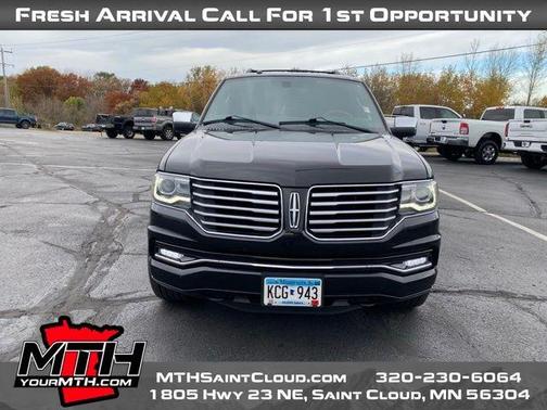 2015 Lincoln Navigator Base