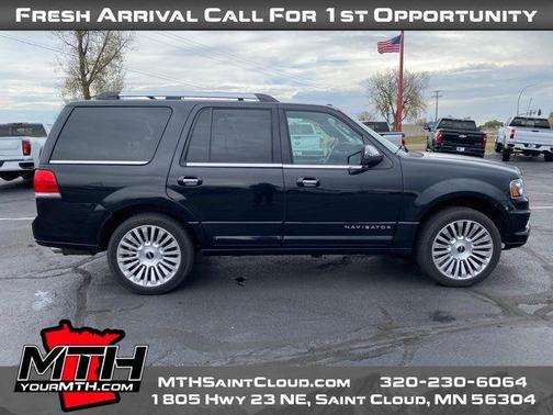 2015 Lincoln Navigator Base