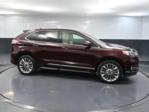 Burgundy Velvet Metallic Tinted Clearcoat 2021 Ford Edge Titanium