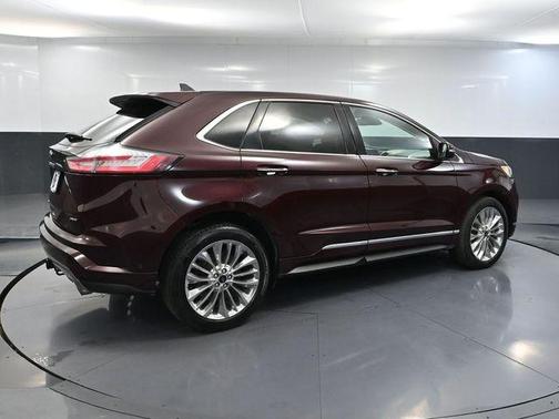 Burgundy Velvet Metallic Tinted Clearcoat 2021 Ford Edge Titanium